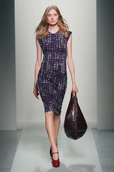 Look 17